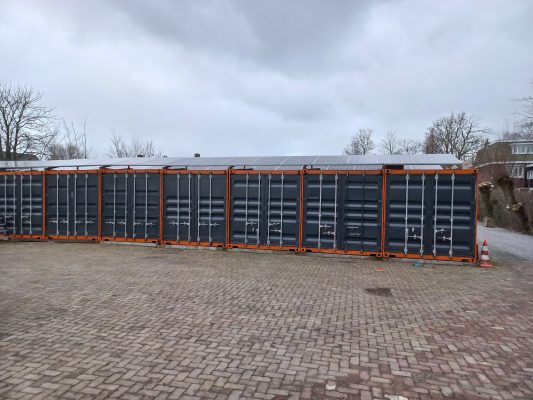 Hoff verhuur helpt u met Opslag Containers